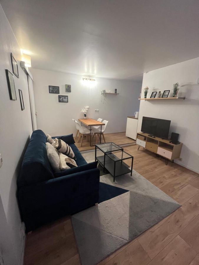 Apartamento Chateau Versailles A 10 Min A Pied Exterior foto